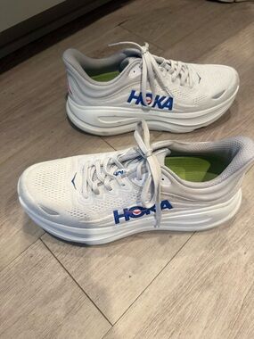 Hoka White Running Sneakers with Blue Logo cosmic grey with new Insole bondi 9